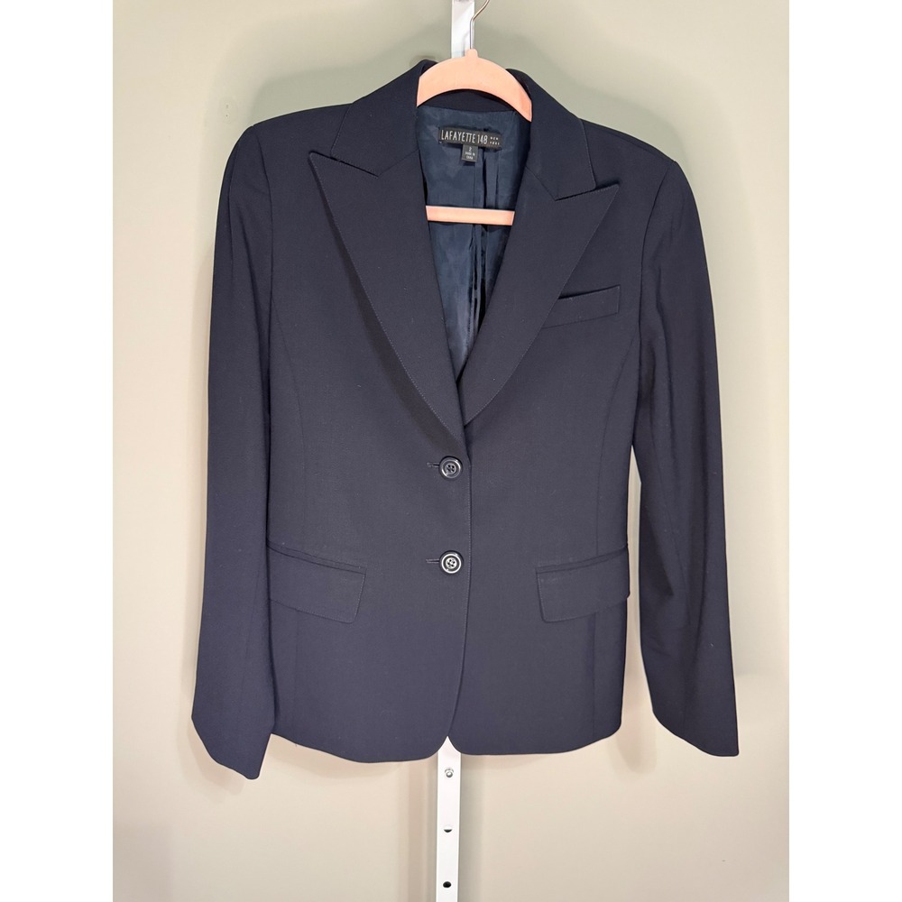 Lafayette 148 Navy Tailored Blazer Size 2 Wool‎ Quiet Luxury Business Casual